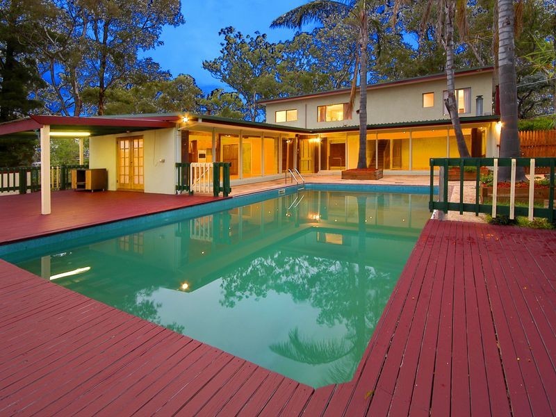 11 Piper Crescent, Eltham VIC 3095