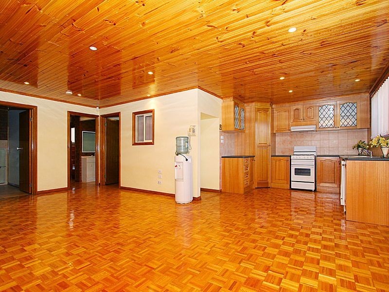 105 Woolnough Drive, Mill Park VIC 3082