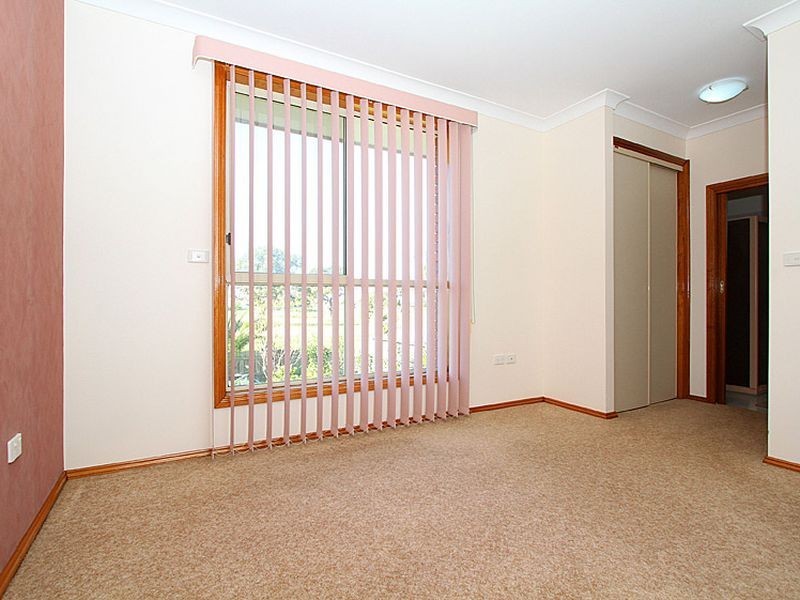 105 Woolnough Drive, Mill Park VIC 3082