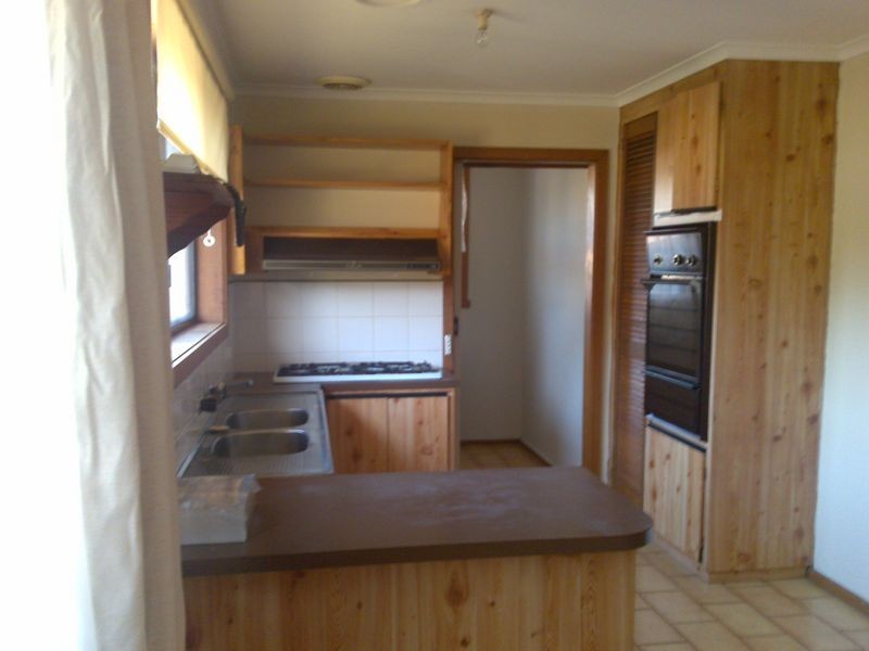 13 Fraser Close, Mill Park VIC 3082