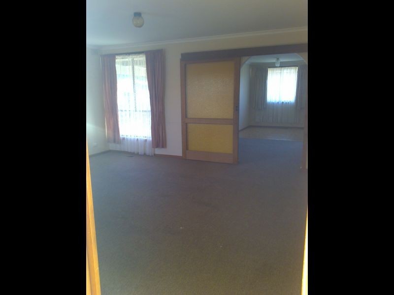 13 Fraser Close, Mill Park VIC 3082