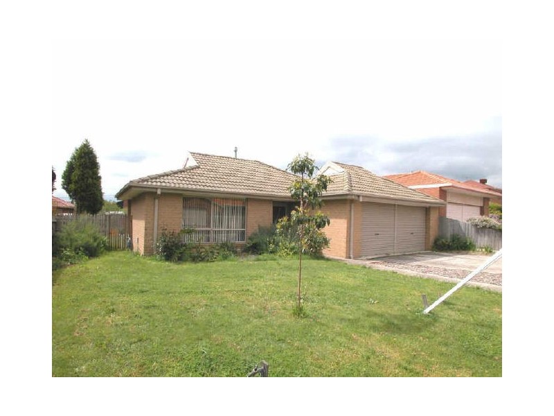 42 Friendship Avenue, Mill Park VIC 3082