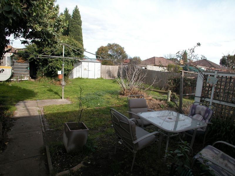 27 Horton Street, Reservoir VIC 3073