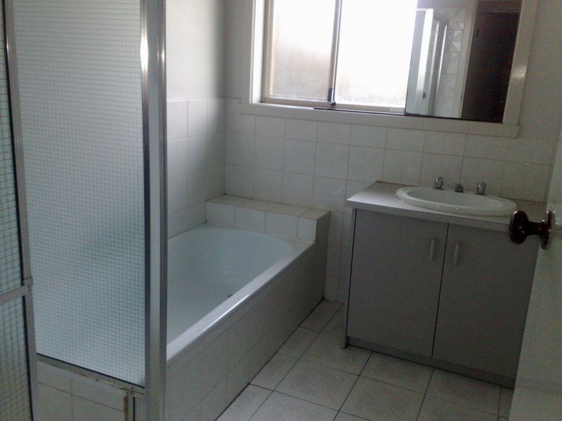 1/20 Turtur Close, Mill Park VIC 3082