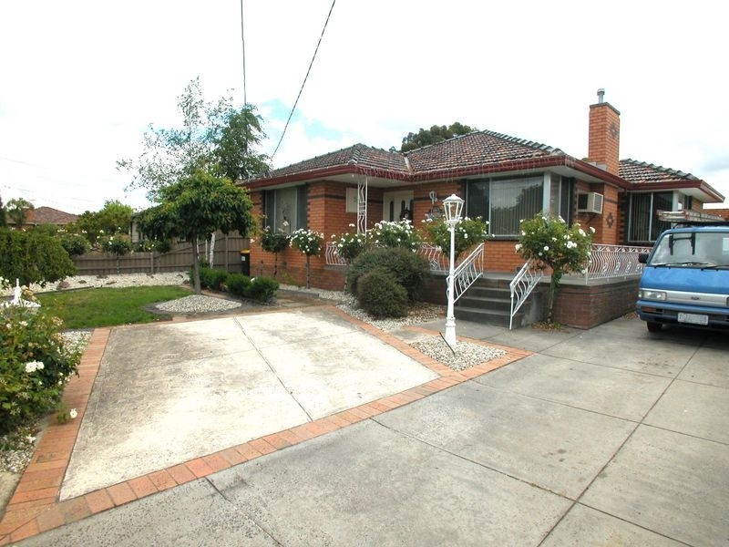 50 Kingsway Drive, Lalor VIC 3075