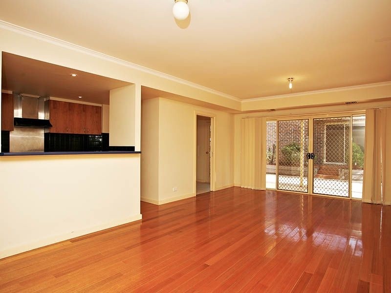 9 Oakden Drive, Bundoora VIC 3083