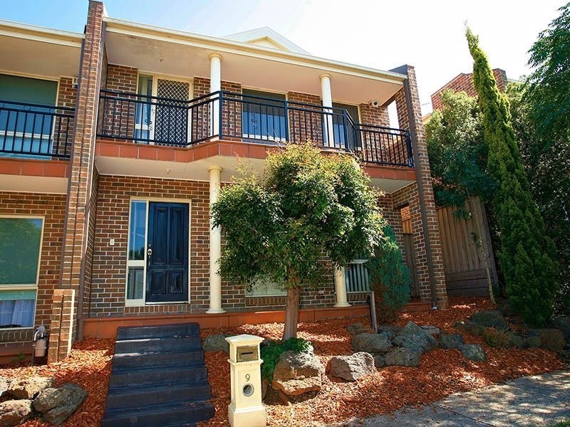 9 Oakden Drive, Bundoora VIC 3083