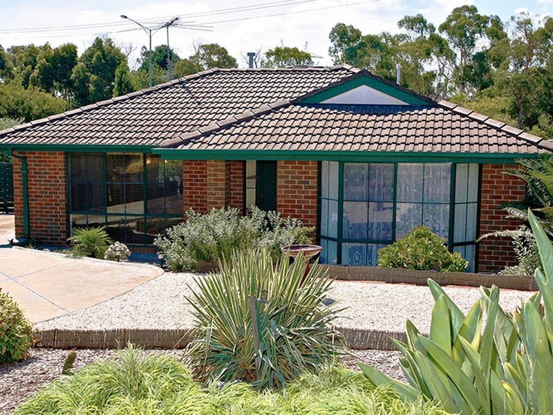 44 Teatree Drive, South Morang VIC 3752