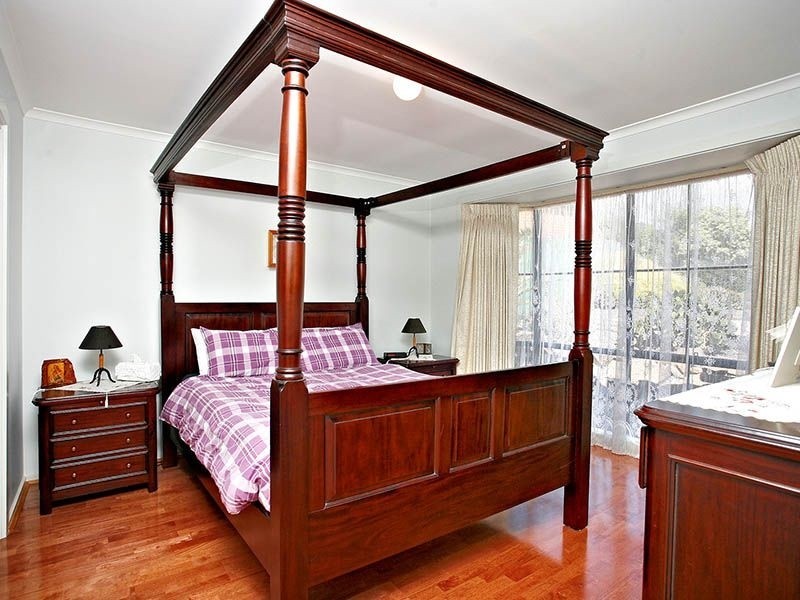 44 Teatree Drive, South Morang VIC 3752