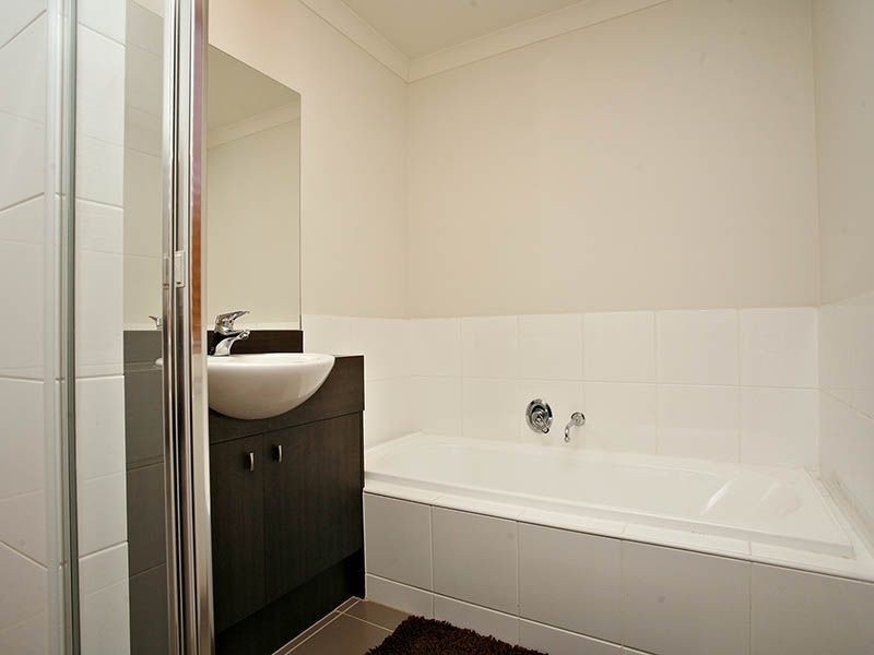 16 Hopkins Street, Mernda VIC 3754