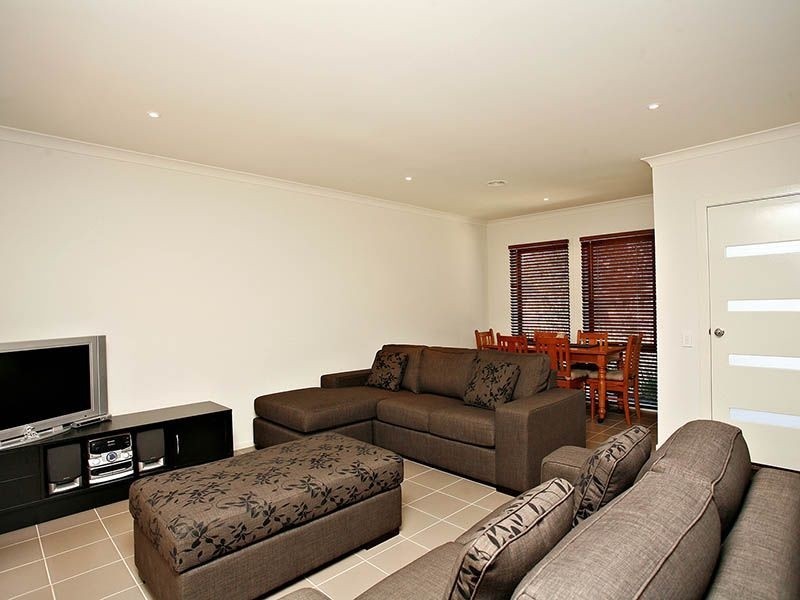 16 Hopkins Street, Mernda VIC 3754