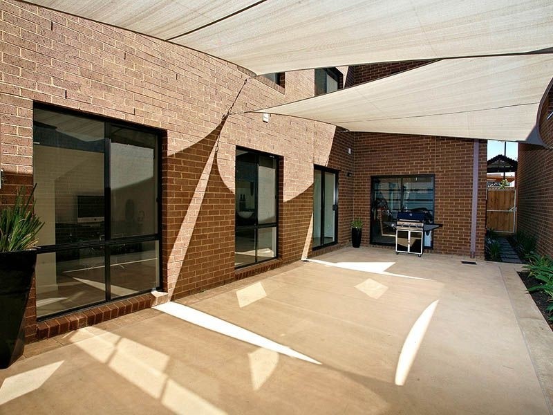 16 Hopkins Street, Mernda VIC 3754