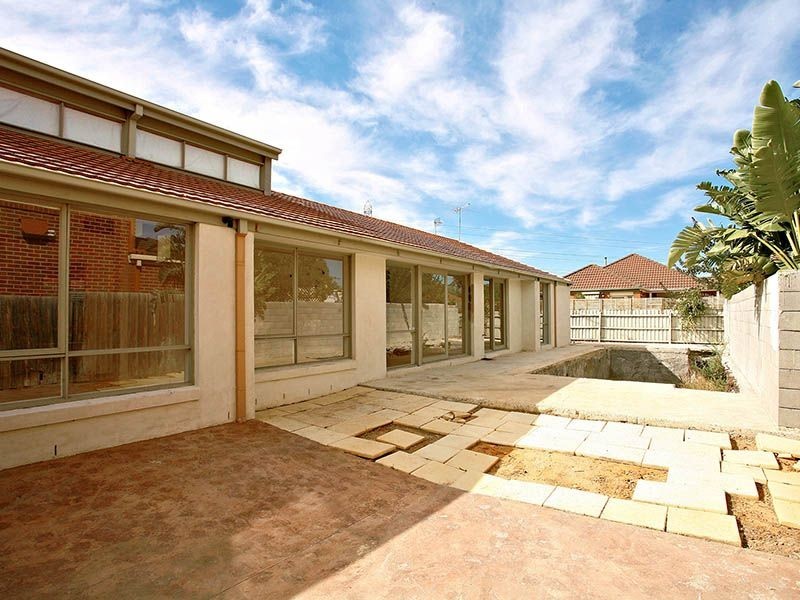 217 Childs Road, Mill Park VIC 3082