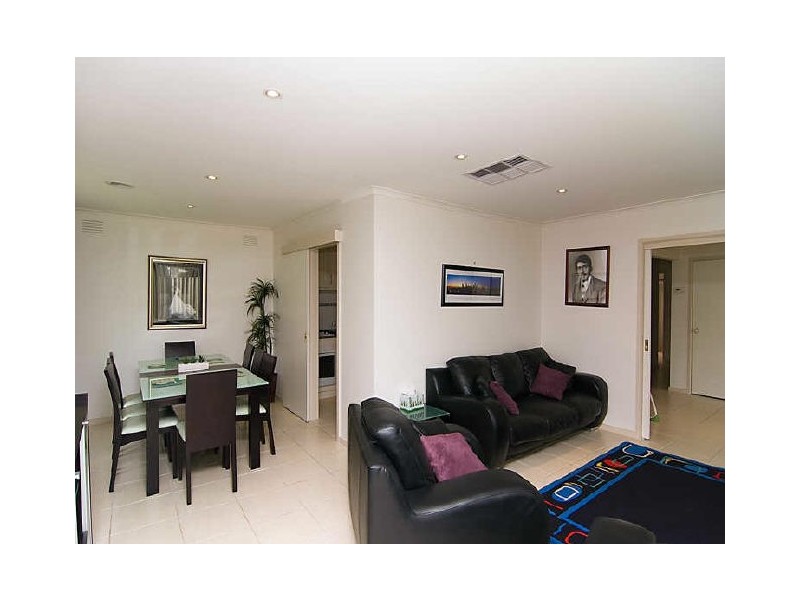 6 McFarlane Crescent, Epping VIC 3076