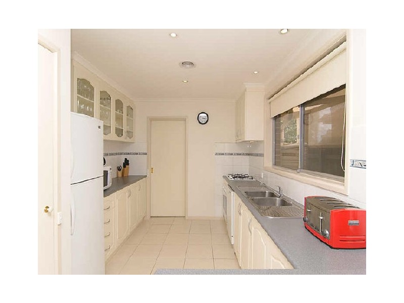 6 McFarlane Crescent, Epping VIC 3076