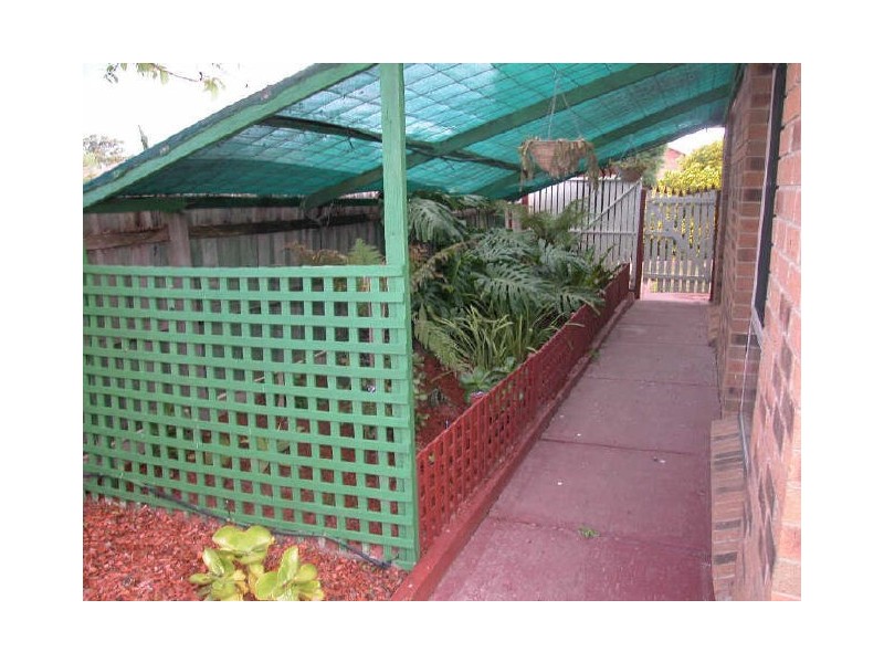 20 Pommell Crescent, Epping VIC 3076