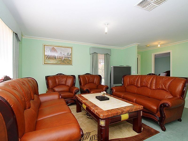 3 Butler Place, Mill Park VIC 3082