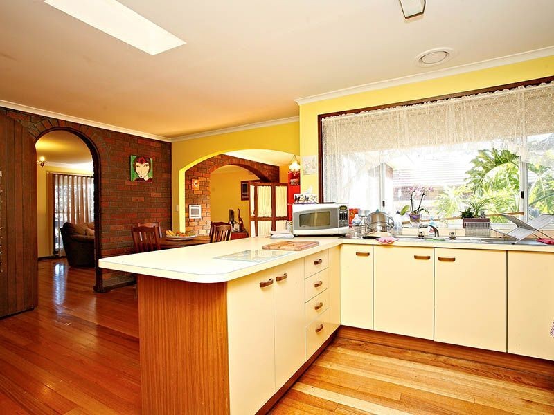 10 Rosehill Court, Mill Park VIC 3082