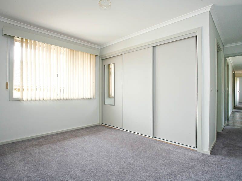 44 Friendship Avenue, Mill Park VIC 3082