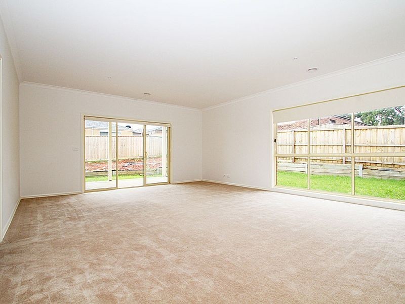 30 Dargo Crescent, Doreen VIC 3754