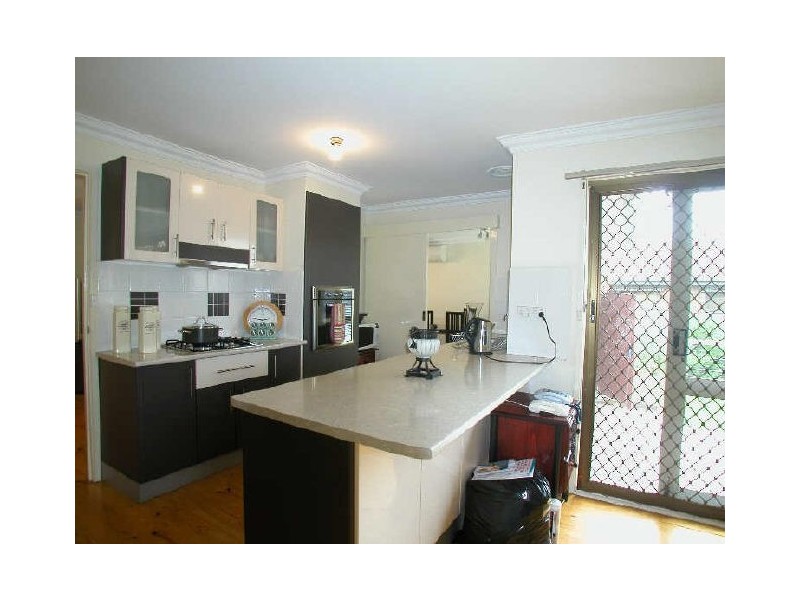 8 Redleap Avenue, Mill Park VIC 3082