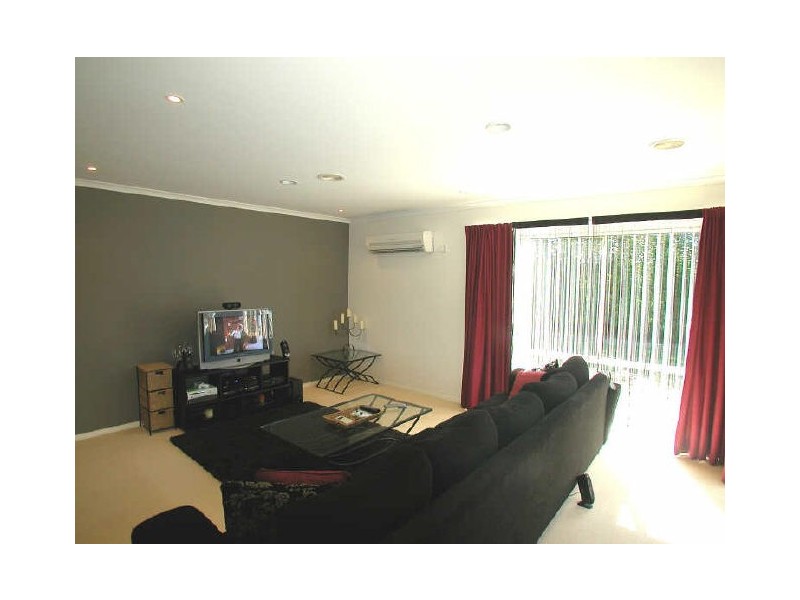 3 Galette Place, South Morang VIC 3752