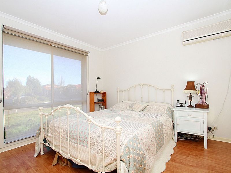 14 Brayford Nook, Craigieburn VIC 3064