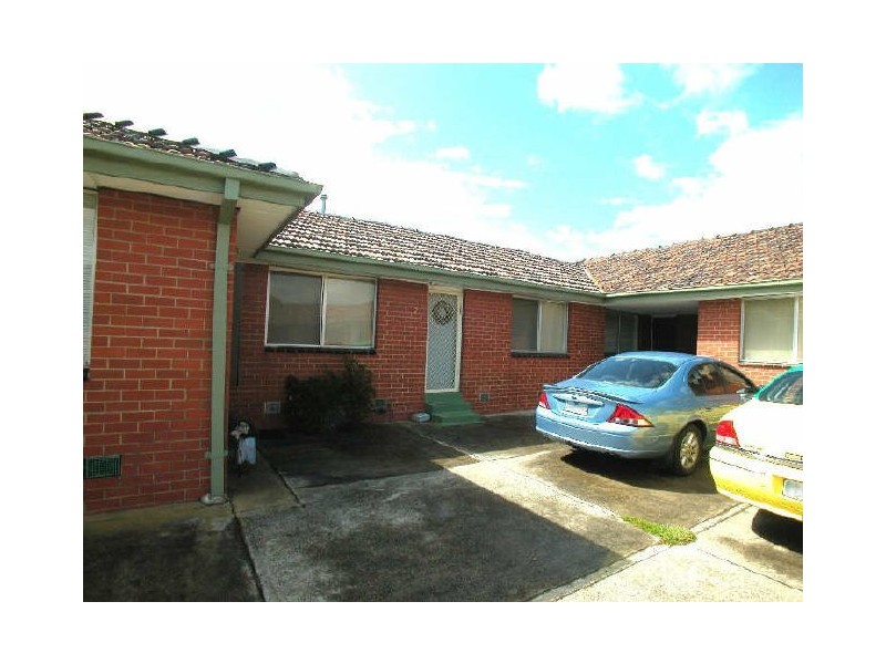2/15 Caroline Street, Thomastown VIC 3074
