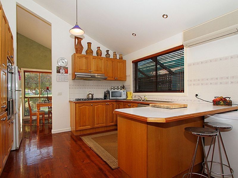 78 Grenda Drive, Mill Park VIC 3082