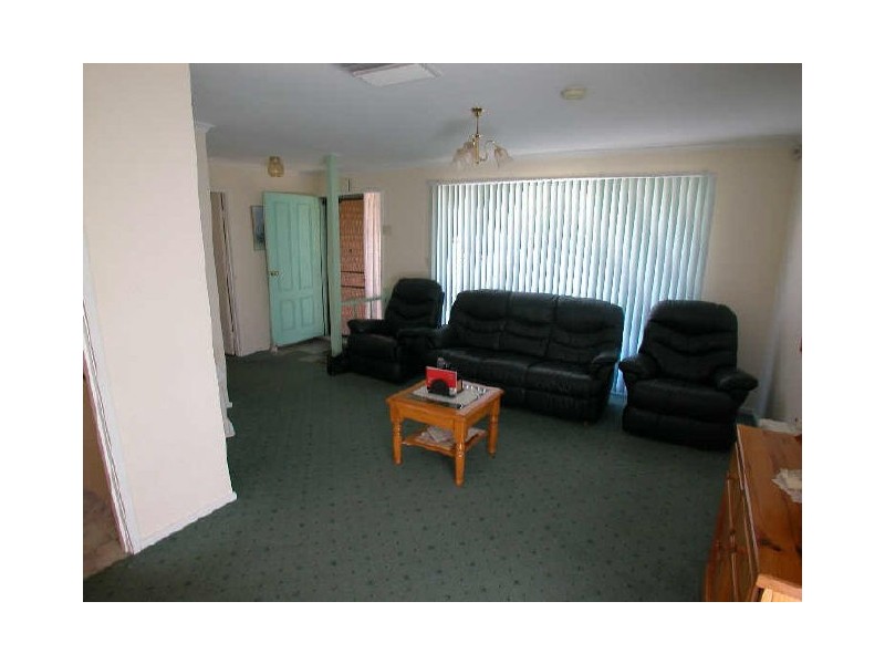 117 Roycroft Avenue, Mill Park VIC 3082