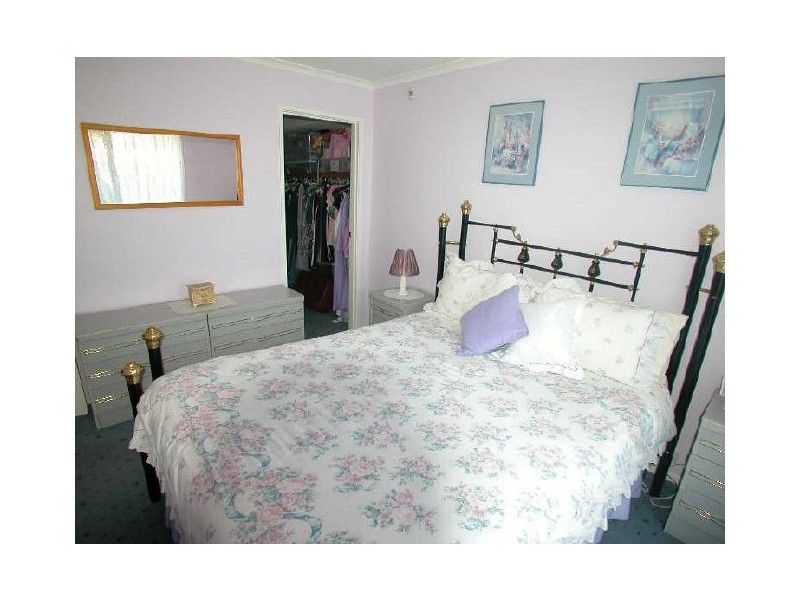 117 Roycroft Avenue, Mill Park VIC 3082