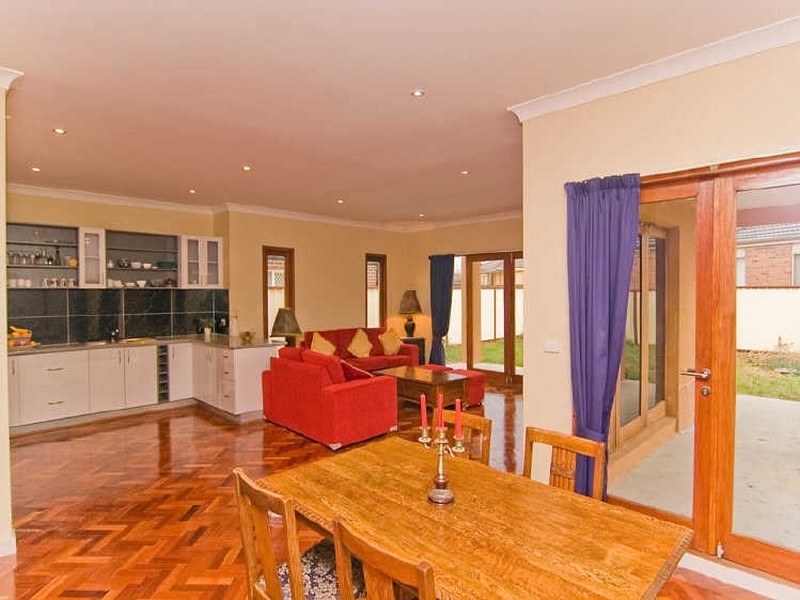 10 Billabong Circuit, Epping VIC 3076