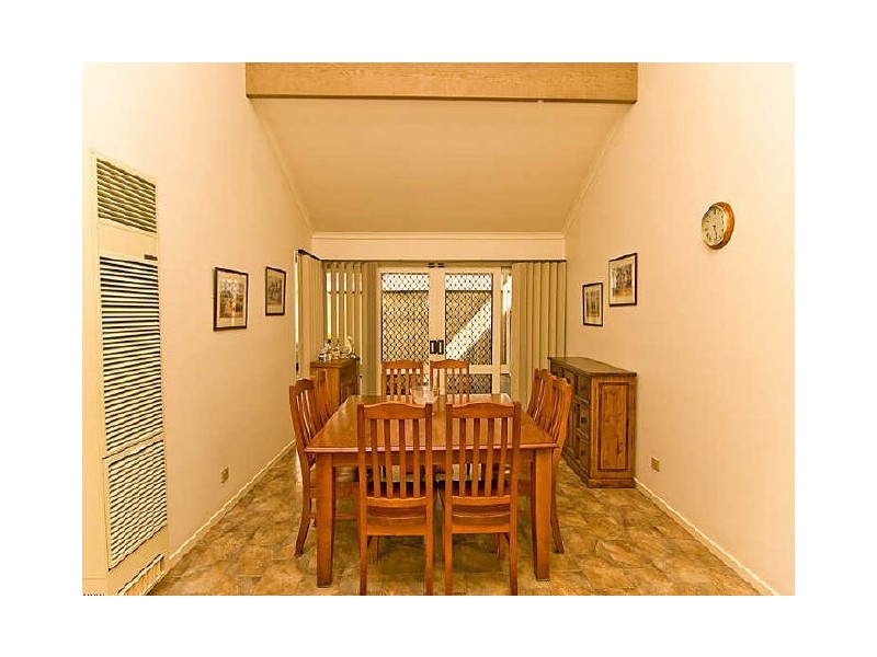 16 Centenary Drive, Mill Park VIC 3082