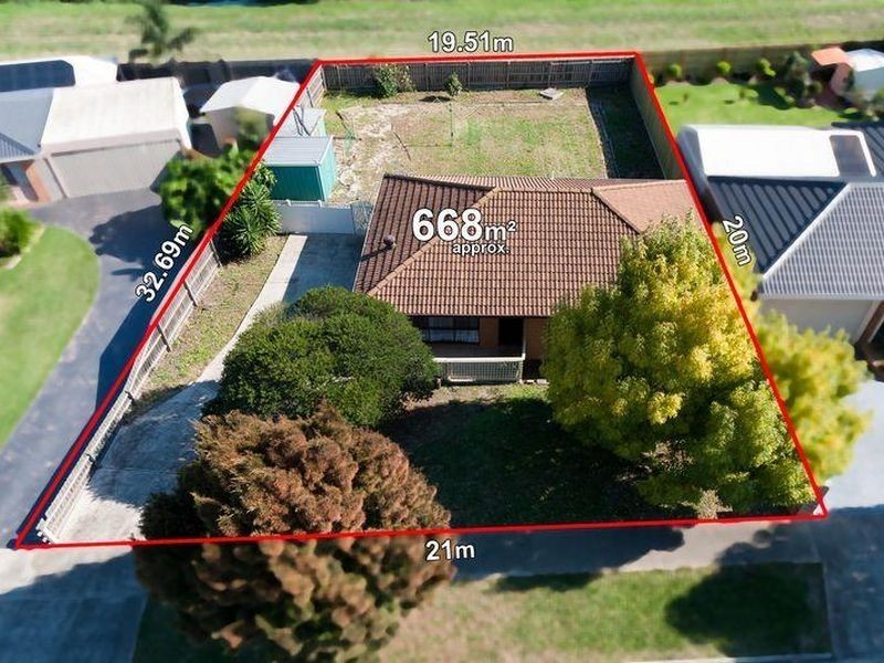 14 Tenterden Place, Mill Park VIC 3082