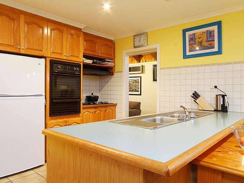 10 Newcombe Court, Mill Park VIC 3082