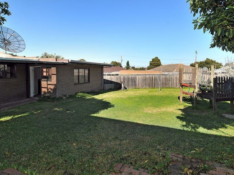 13 Boston Road, Lalor VIC 3075