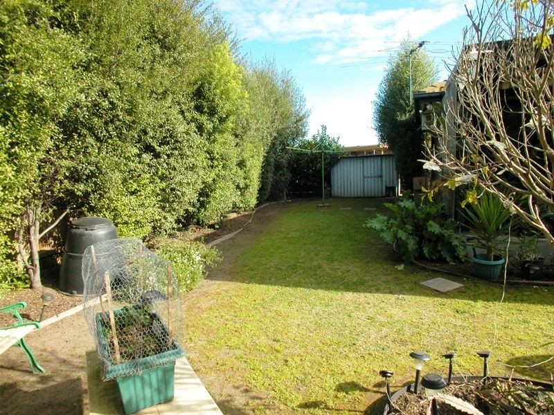 4 Fraser Close, Mill Park VIC 3082