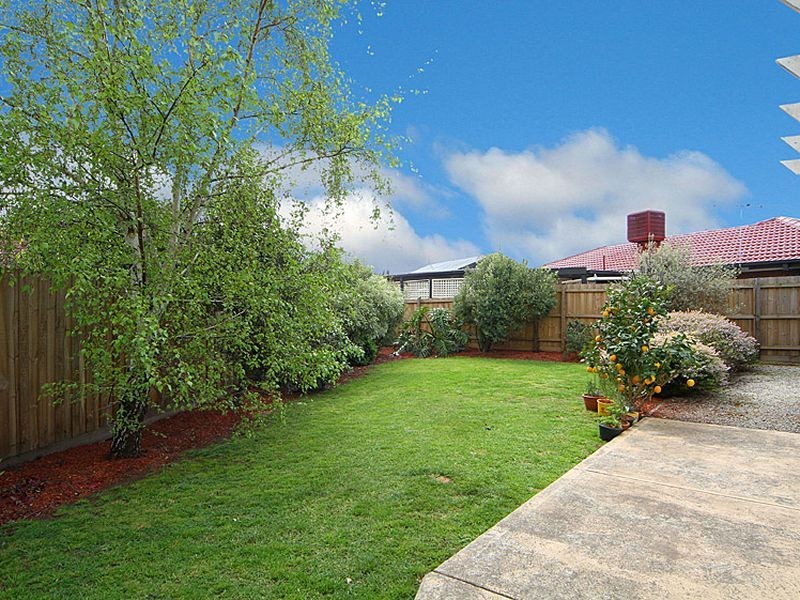7 Bellevue Court, Mill Park VIC 3082