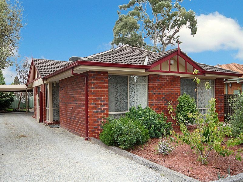 10 Border Drive, Mill Park VIC 3082