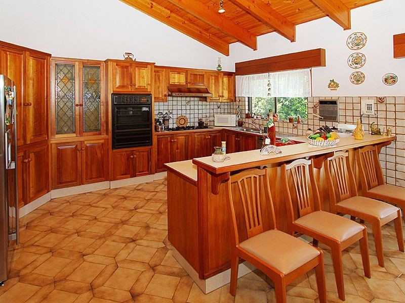11 Homestead Place, Mill Park VIC 3082