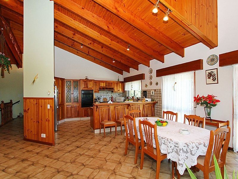 11 Homestead Place, Mill Park VIC 3082