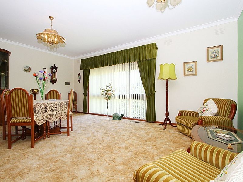 11 Homestead Place, Mill Park VIC 3082