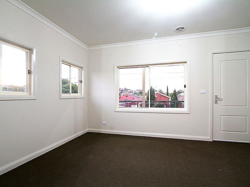 17 Purinuan Road, Reservoir VIC 3073