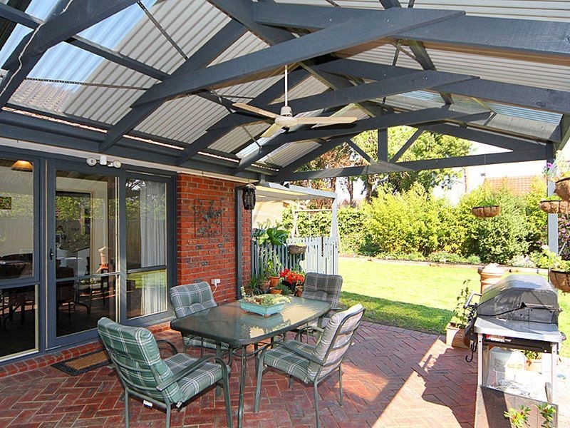 12 Bluegum Court, Mill Park VIC 3082