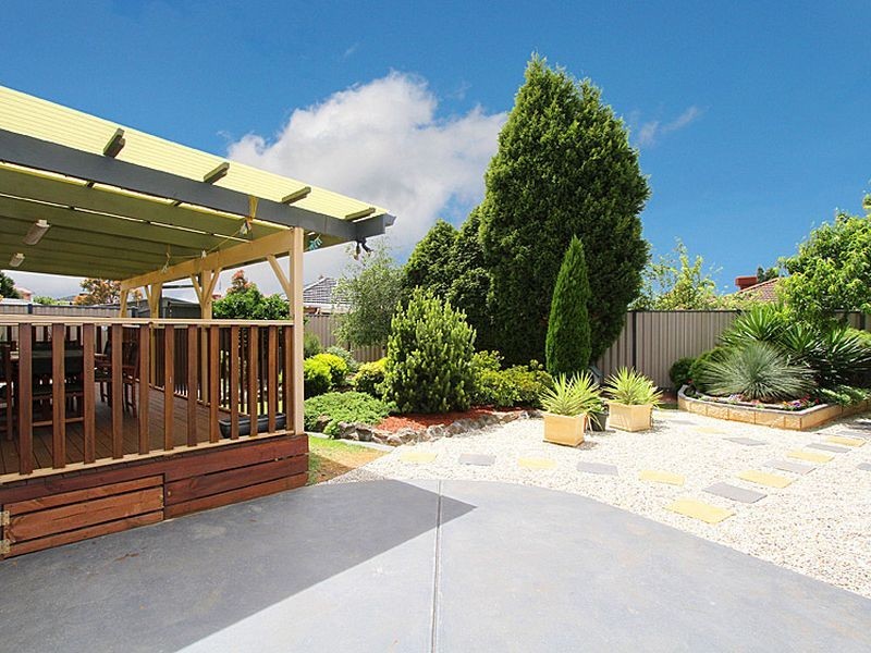 2 Von Nida Court, Mill Park VIC 3082