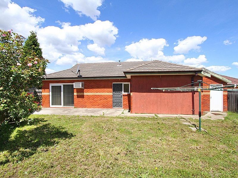 3/6 Clement Court, Mill Park VIC 3082