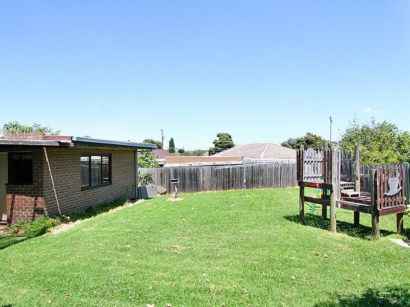 13 Boston Road, Lalor VIC 3075