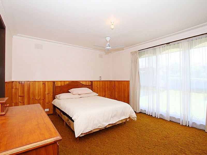 13 Boston Road, Lalor VIC 3075