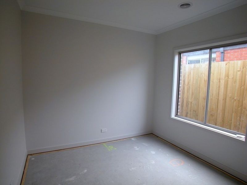 25 Lydgate Terrace, Epping VIC 3076