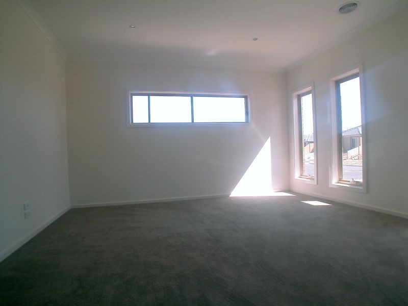 27 Wallaroo Street, Doreen VIC 3754